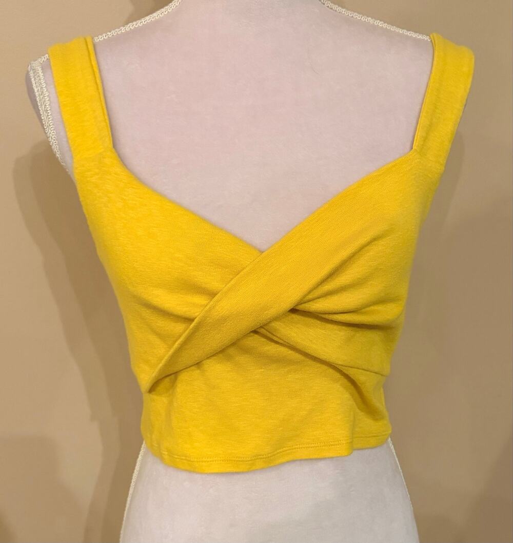 Levi's Top Womens Size Large Yellow Cross Front Crop Top Sleeveless Tank